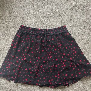 Heart Patterned Black Skirt